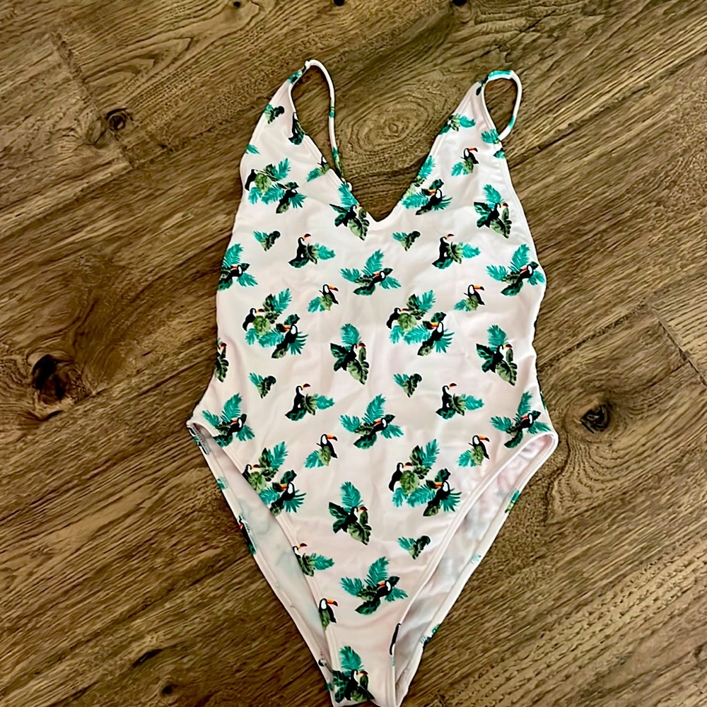 Forever 21 One Piece Swim Suit